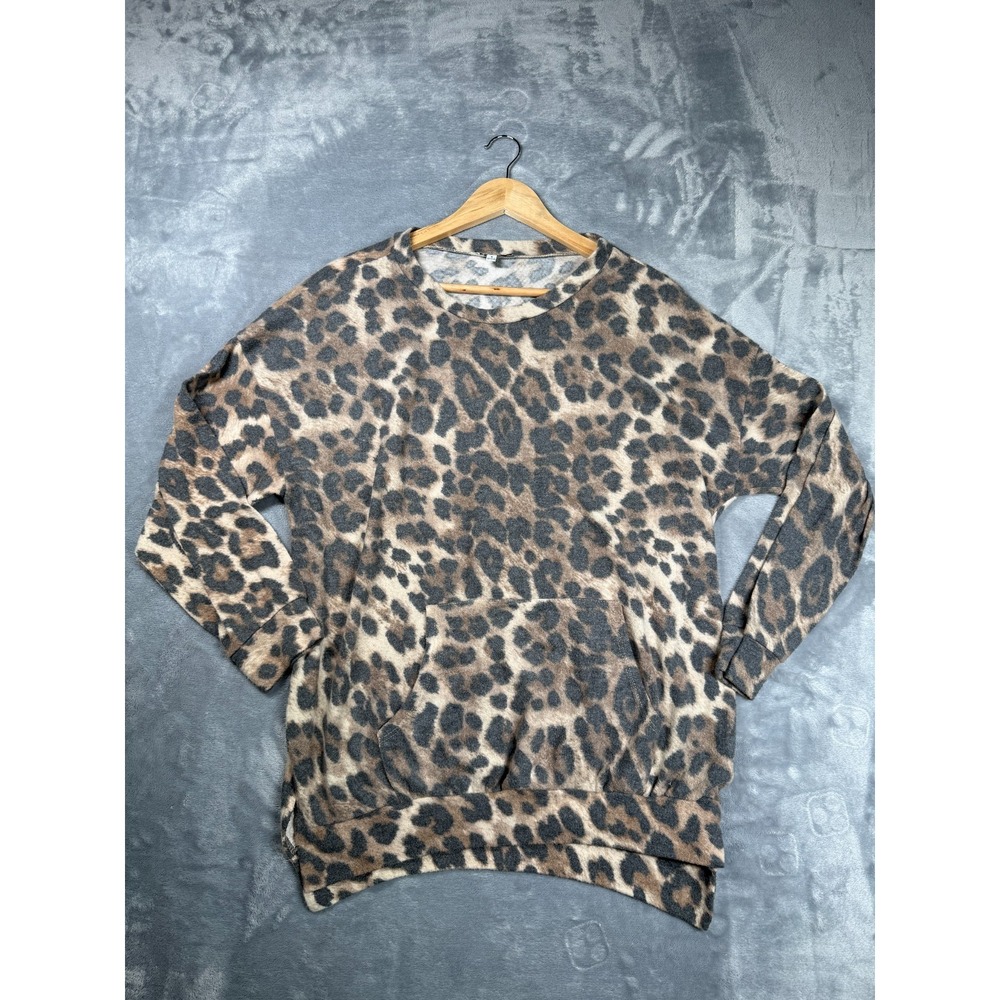 White Birch Blouse Top Womens Small Brown Leopard Print Side Slit High Low Hem